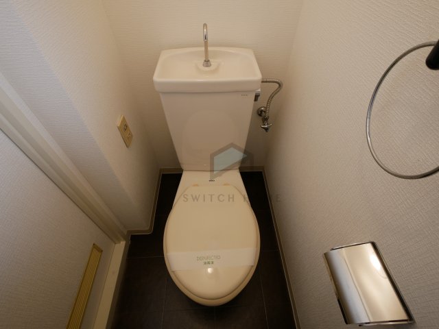 トイレ　落ち着いたトイレです