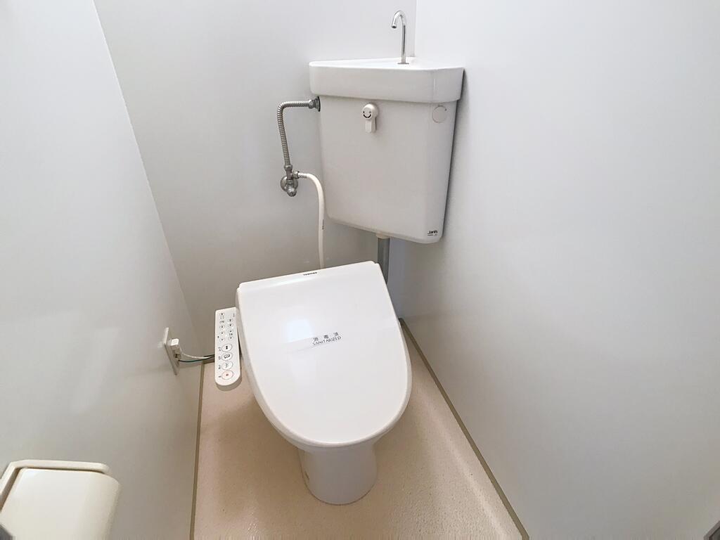 パインコート鏡山のトイレ写真