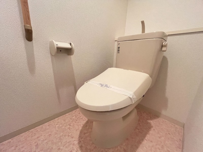 トイレ　別号室