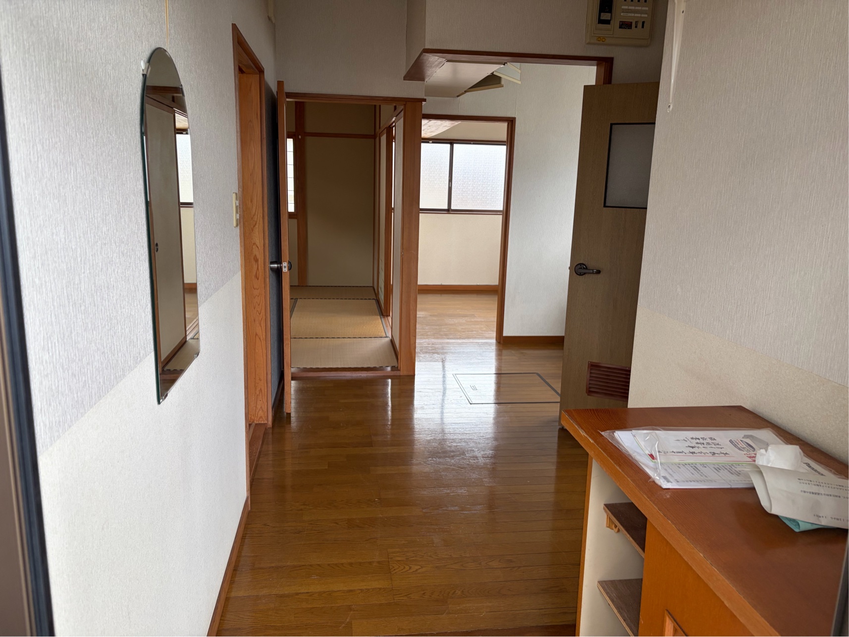 長井市緑町貸家の玄関写真