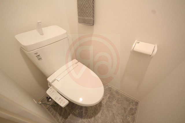 近鉄奈良線 今里駅 徒歩5分 9階建 築7年のトイレ写真