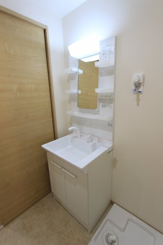 洗面設備　現況と相違する場合は現況を優先します。