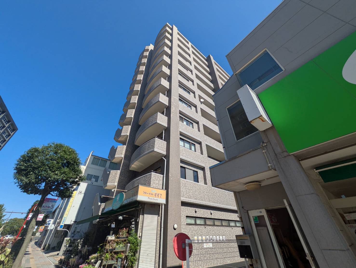 建物外観