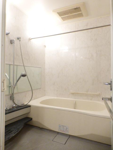 バス・シャワールーム　バス※別部屋参考写真