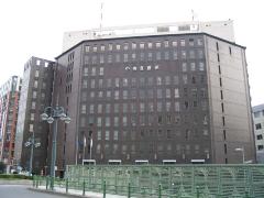 役所　中央区役所（役所）まで219m