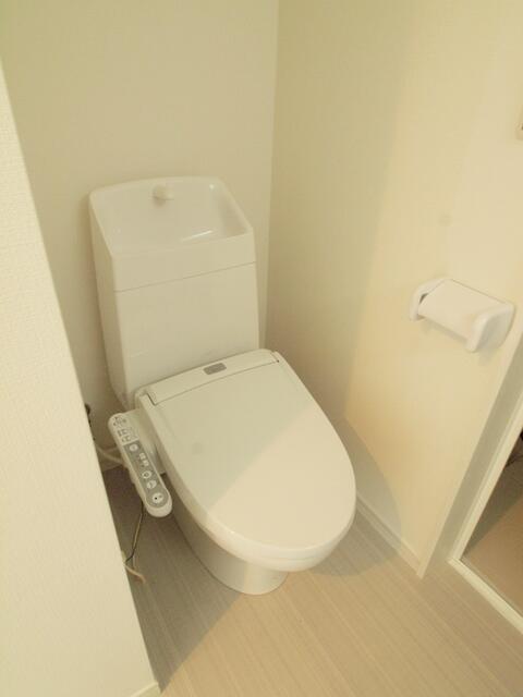 トイレ　別部屋参考写真