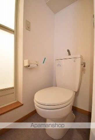 地下鉄七隈線 六本松駅 徒歩10分 2階建 築19年のトイレ写真