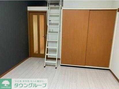 居室・リビング　※同建物別室設備施工例　現況優先
