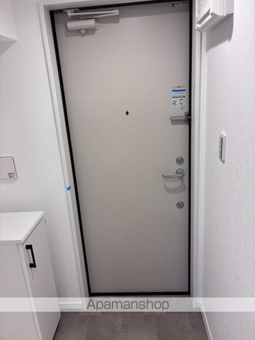 アザーレ・クオン本厚木の玄関写真