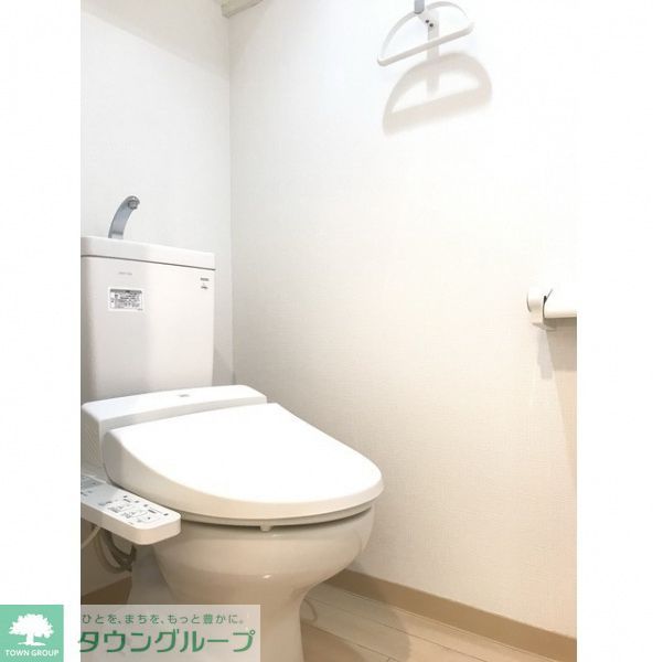 トイレ　写真は反転間取となります