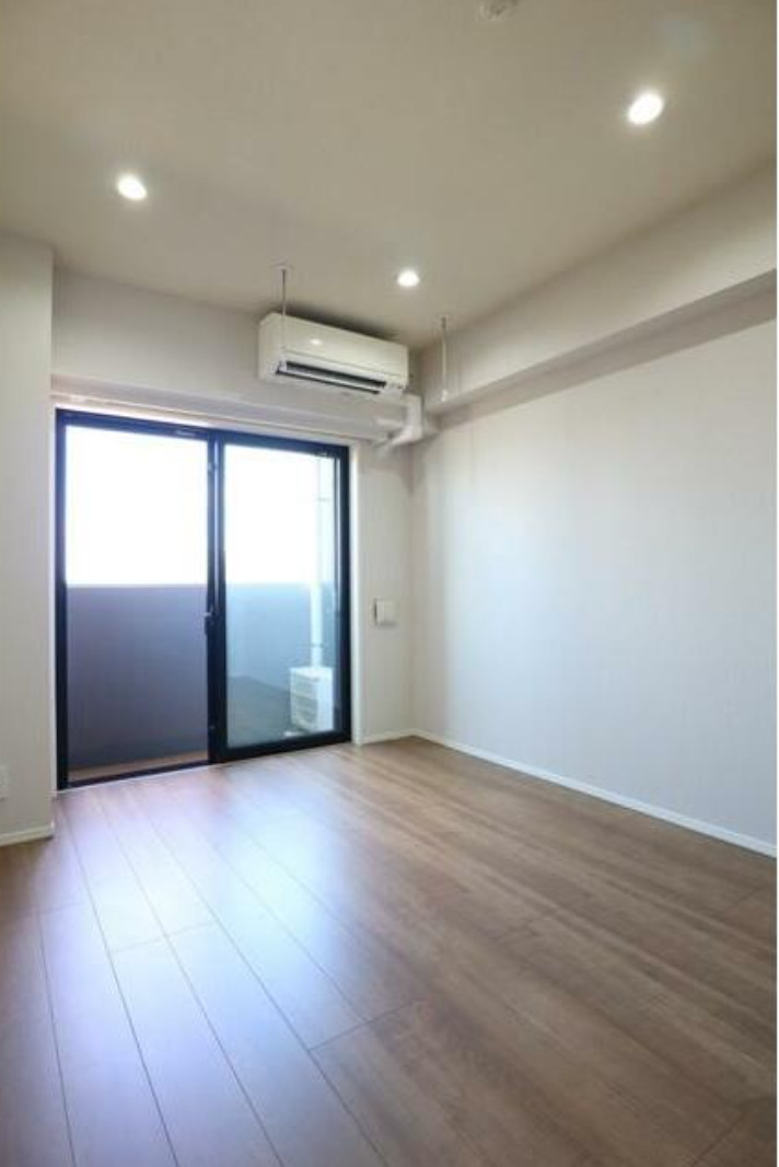 居室・リビング　6帖のお部屋です。