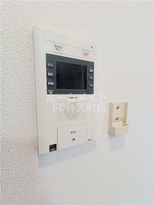 セキュリティ　モニター付ドアホンです