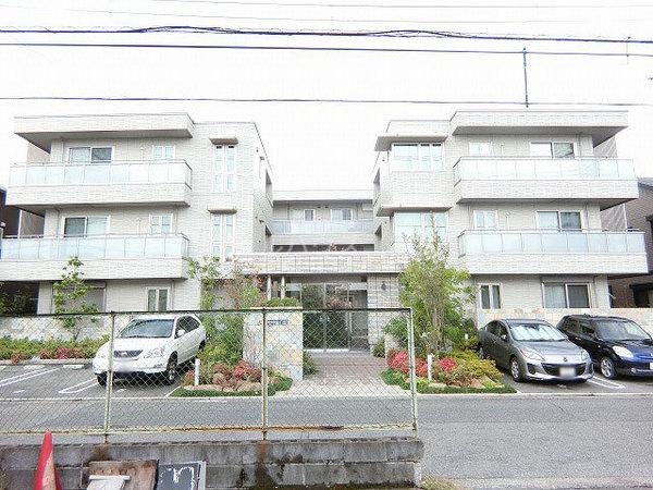 建物外観　人気の積水ハウスシャーメゾン！