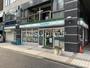 コンビニ　ファミリーマート 横浜弥生町店（コンビニ）まで163m