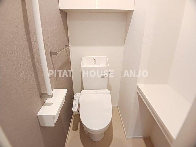 トイレ　落ち着いたトイレです