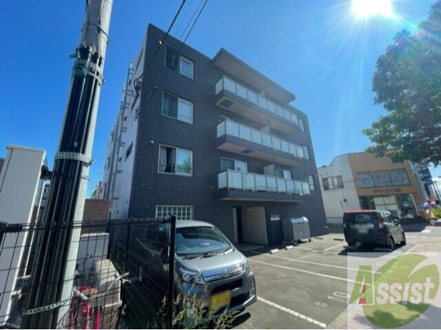 建物外観　札幌市東区北四十一条東「Ｌａｌｕｃｅ北４１条」