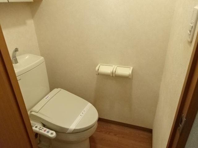 トイレ　シャワー付トイレ