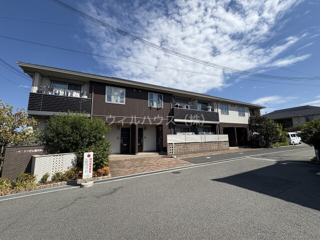 建物外観　住環境良好です！