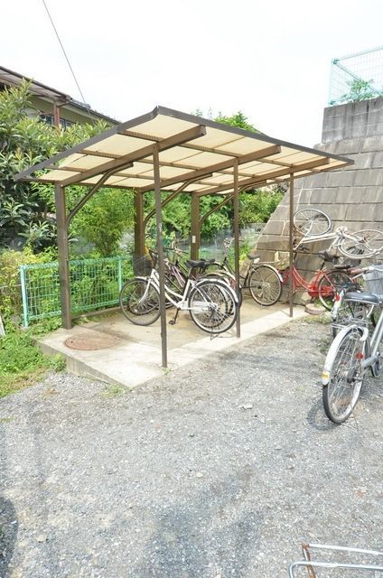 その他共有部分　☆屋根付き駐輪場♪☆
