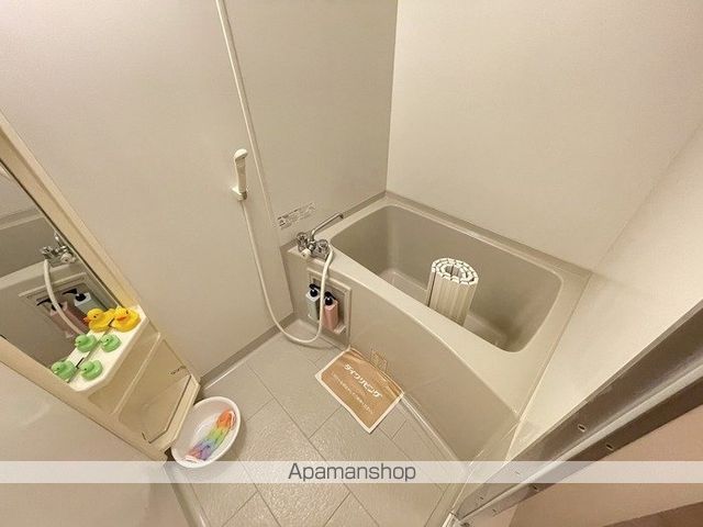 ウィン オカダヤの風呂写真