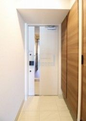 玄関　広々とした玄関部分