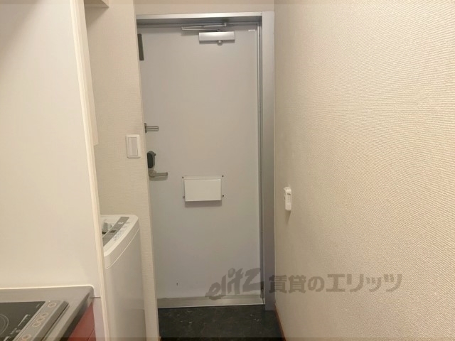 レオパレスFlourishの玄関写真