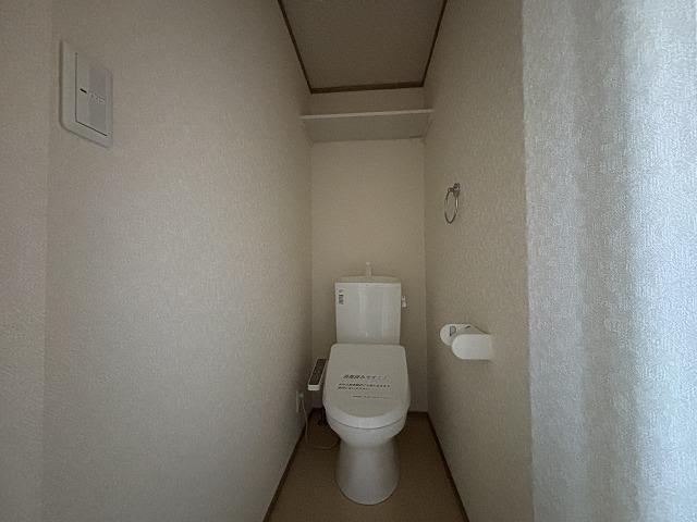 【エストポミエ　Ｂのトイレ】