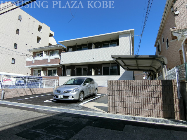 神戸市須磨区神撫町のアパートの建物外観