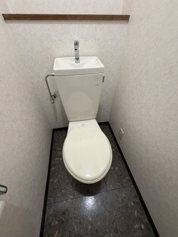 洗面設備　洗面所です