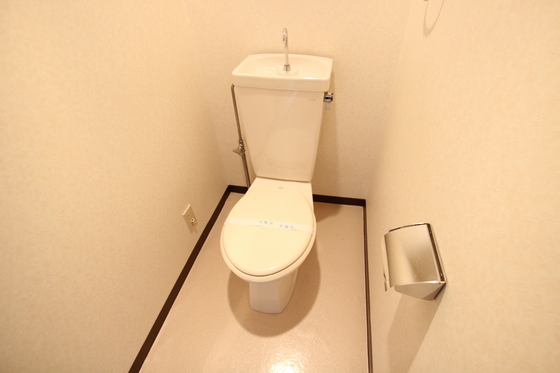 トイレ　※別部屋の写真です