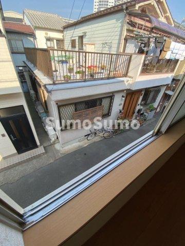 バルコニー　落ち着いた時間を過ごせるバルコニーです