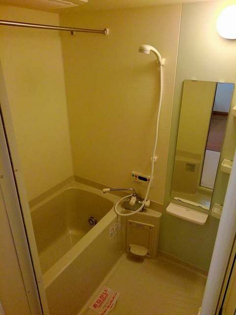 バス・シャワールーム