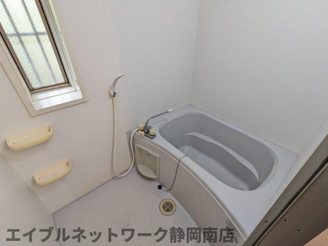 バス・シャワールーム　お風呂です