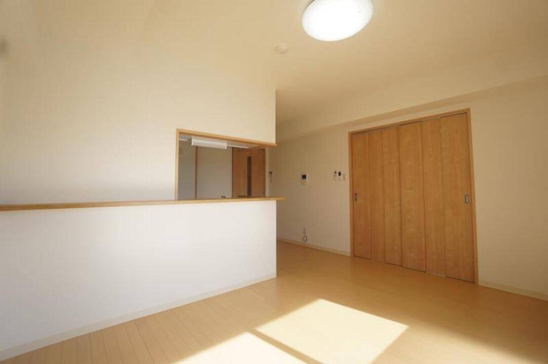 居室・リビング　リビング