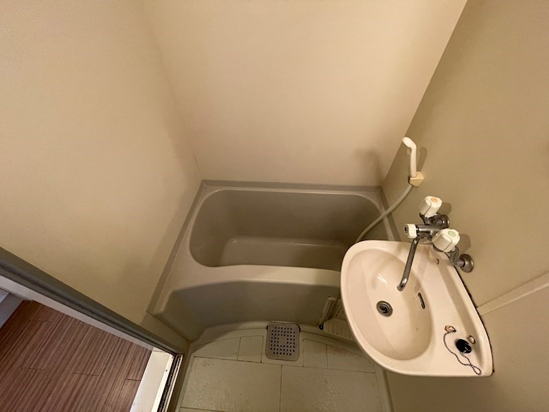 洗面設備　※同タイプの他のお部屋です