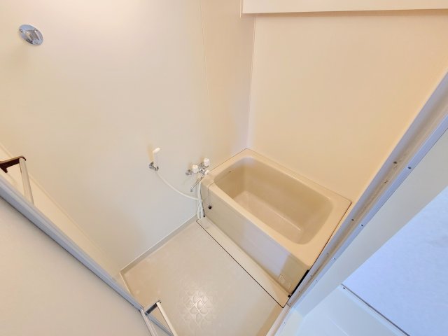 ロイヤルハイツ東生駒の風呂写真
