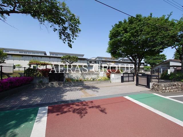 小学校　多摩市立多摩第一小学校（小学校）まで1286m