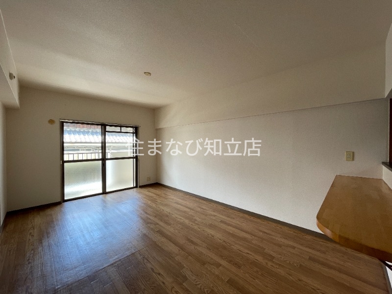 居室・リビング　別部屋写真