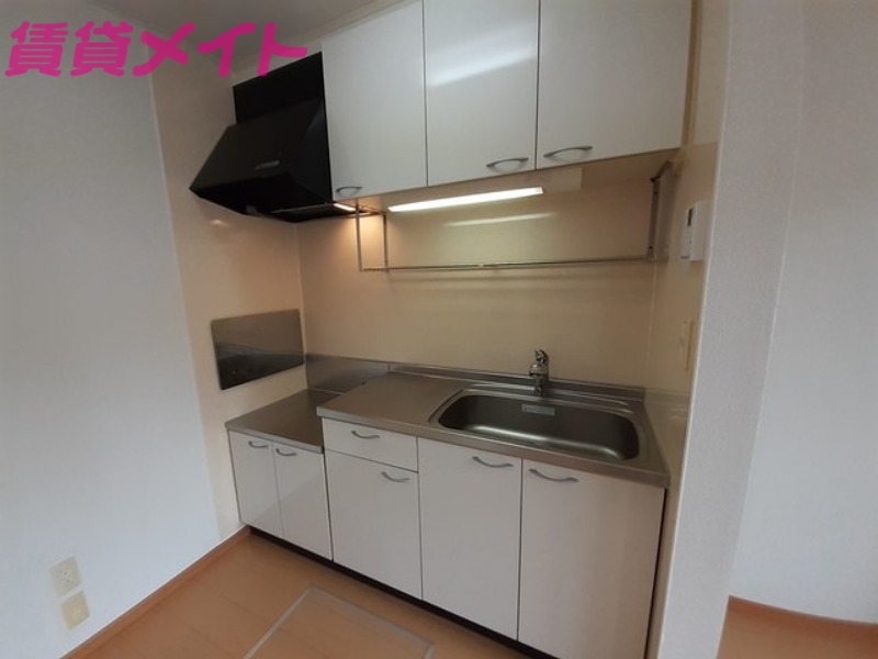 キッチン　反転タイプ参考写真