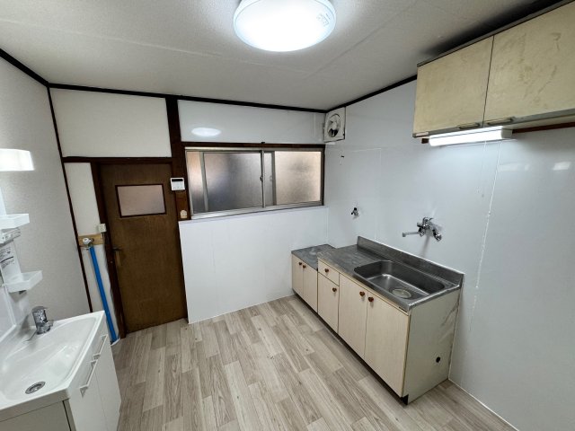 居室・リビング　5帖