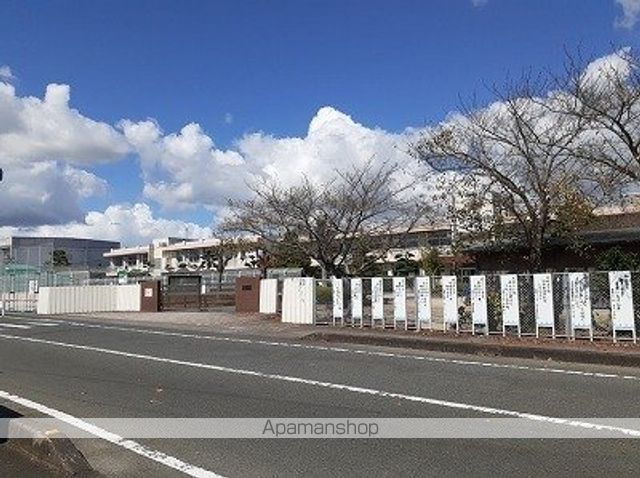 小学校　金島小学校（小学校）まで720m