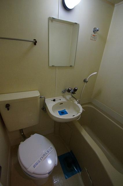 バス・シャワールーム　バスルーム