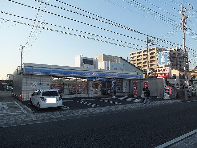 コンビニ　ローソン「井田三舞町店」（コンビニ）まで244m