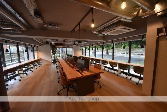 ロビー　ロビー