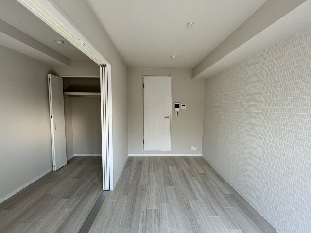 居室・リビング　同マンション別部屋の写真です