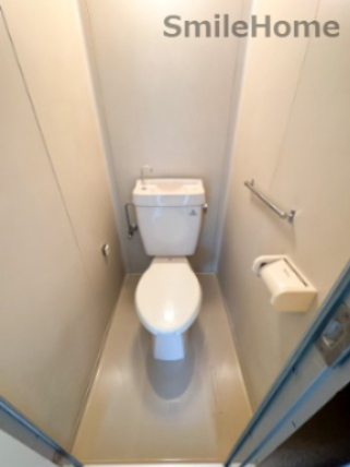 トイレ　清潔感があるトイレです。入るとホッとする、そんな空間。