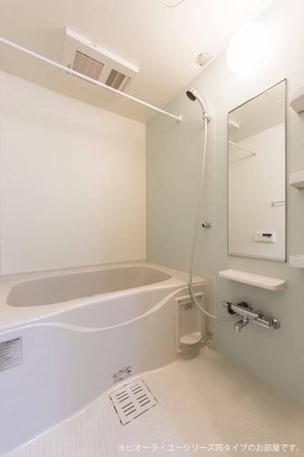 イニツィアーレII_内装_2