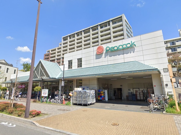 スーパー　ピーコックストア花小金井店（スーパー）まで950m