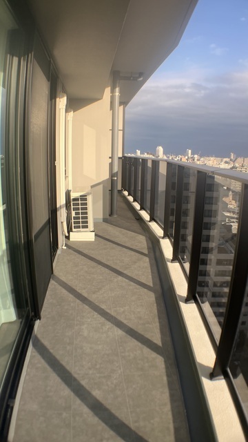 バルコニー　南側バルコニー