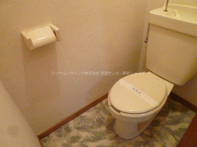 トイレ　人気のバストイレ別々です♪